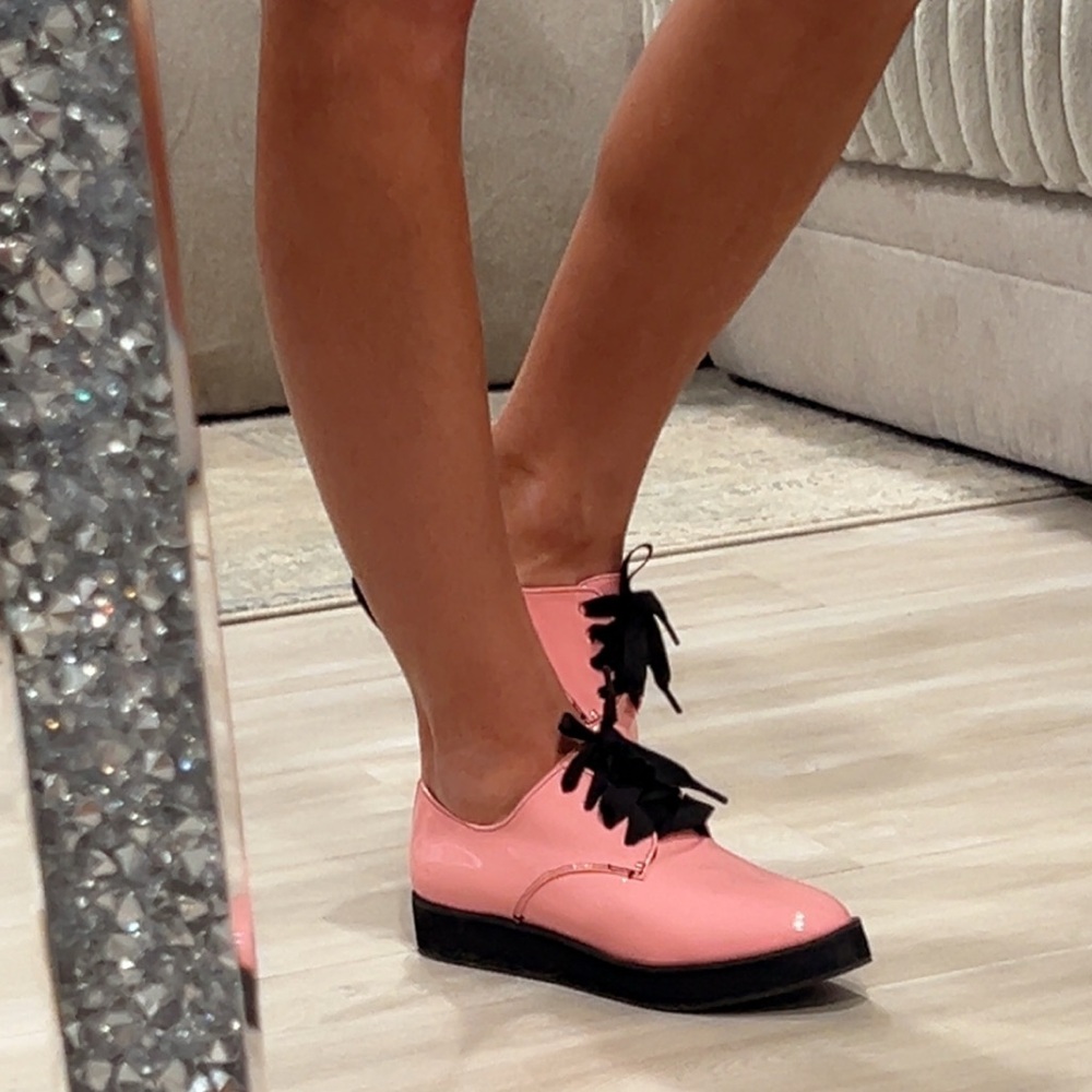 H&M Pink Platform Lace-Up Shoes with Black Soles - Picture 2 of 12